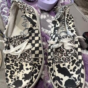 Very G Black and White Checkered Leopard Athletic Shoes